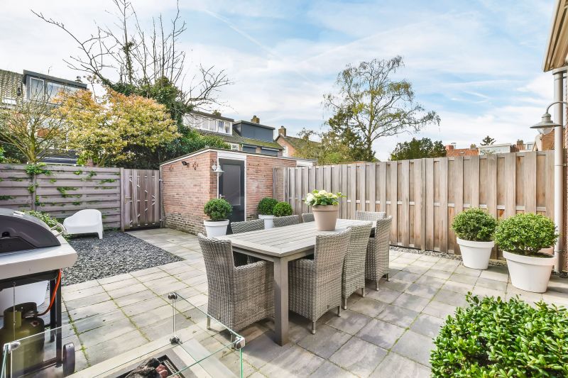 Outdoor Tile Setting